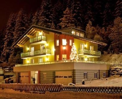Appartementhaus Riepler باد جاستاين المظهر الخارجي الصورة
